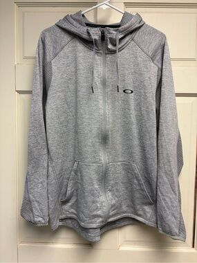 Oakley Zip-Up Hoodie